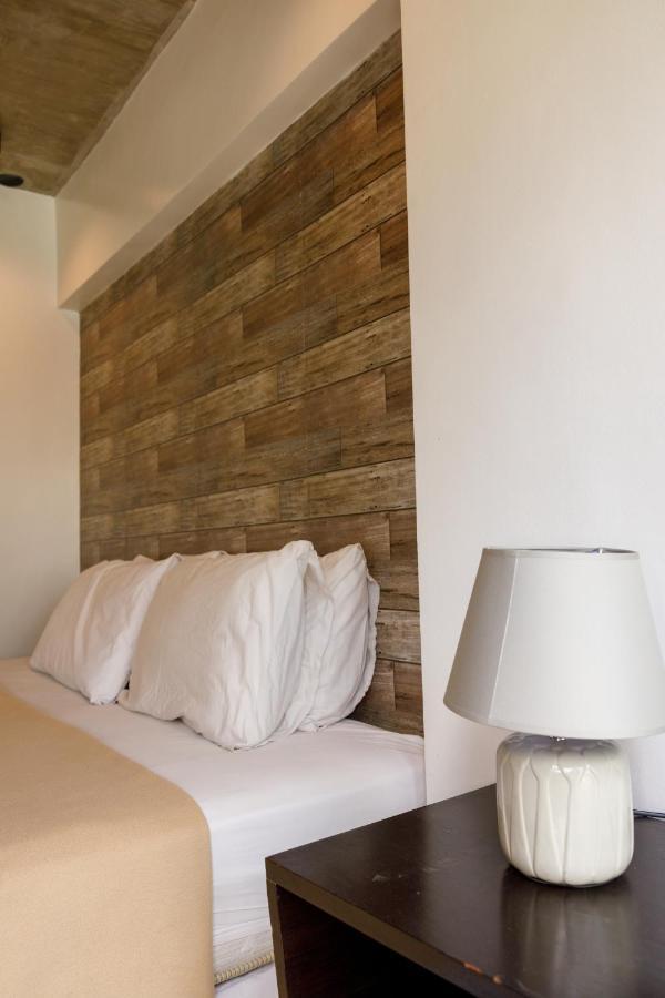 5880 Enriquez Residences Манила Екстериор снимка