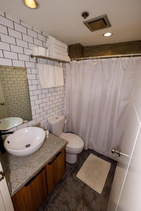 5880 Enriquez Residences Манила Екстериор снимка