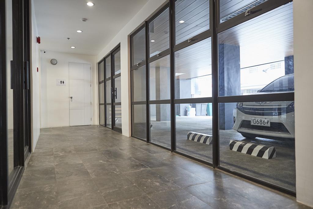 5880 Enriquez Residences Манила Екстериор снимка